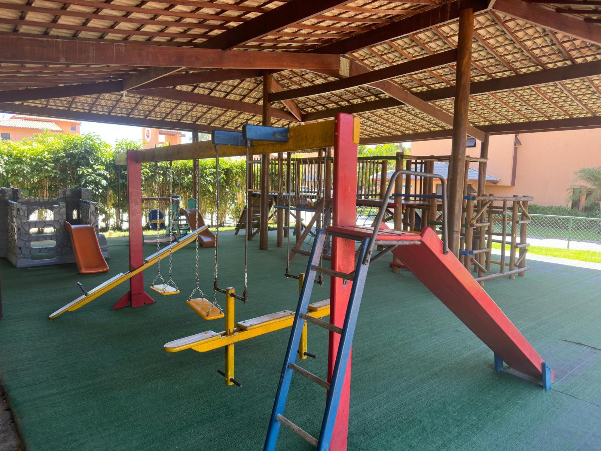 Flat Guarajuba 4 Quartos Terreo A Beira Mar - Pe Na Areia - Governanca Com Arrumadeira E Wi Fi Inclusos Camassari Dış mekan fotoğraf