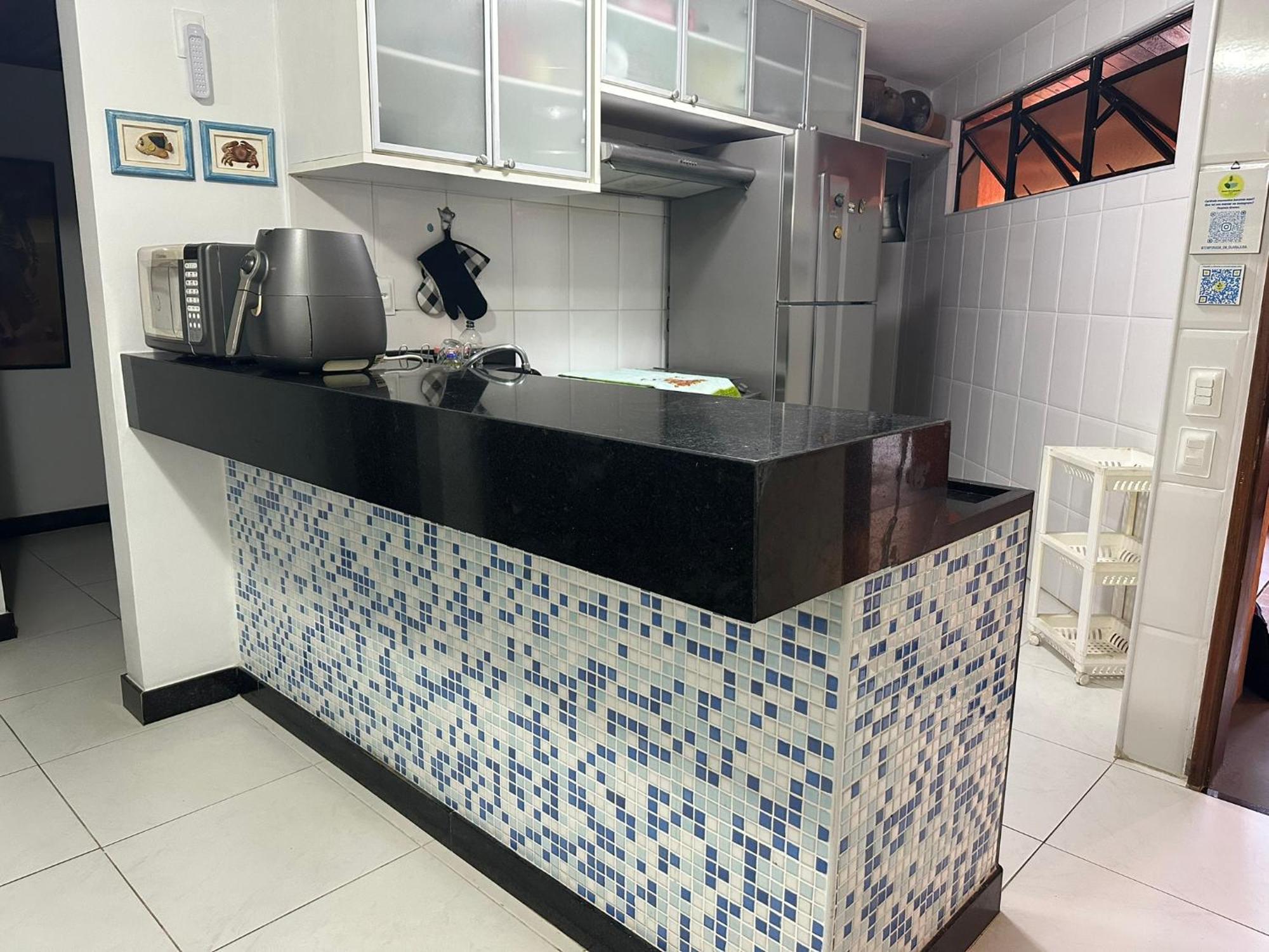 Flat Guarajuba 4 Quartos Terreo A Beira Mar - Pe Na Areia - Governanca Com Arrumadeira E Wi Fi Inclusos Camassari Dış mekan fotoğraf