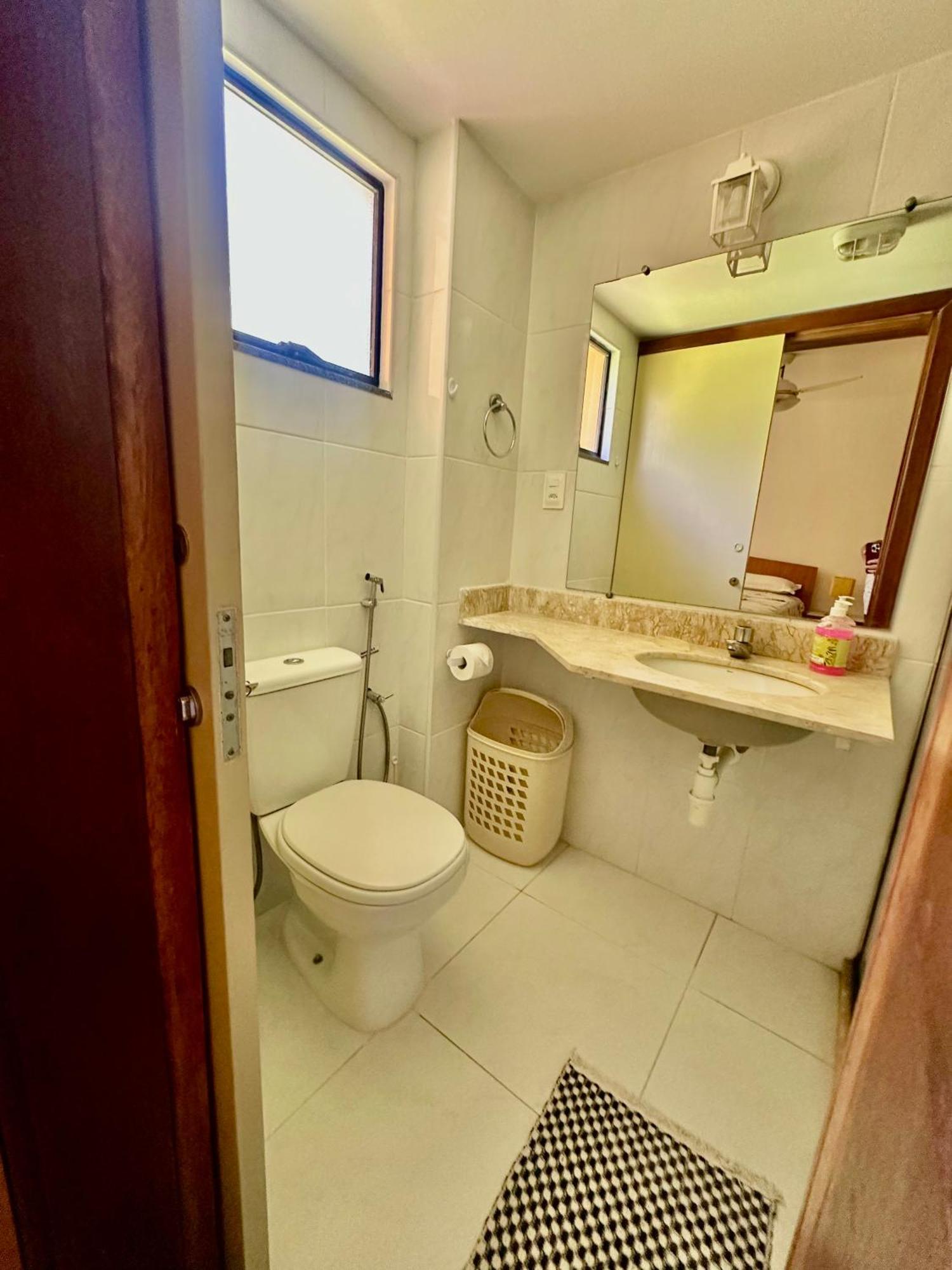 Flat Guarajuba 4 Quartos Terreo A Beira Mar - Pe Na Areia - Governanca Com Arrumadeira E Wi Fi Inclusos Camassari Dış mekan fotoğraf